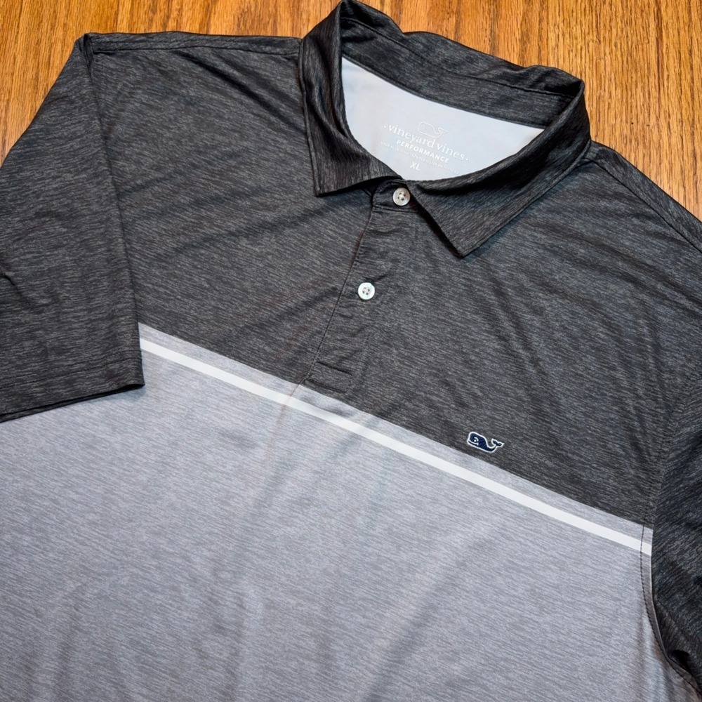 Vineyard Vines Polo Men XL Grey Performance Colorblock Short Sleeve Whale Logo